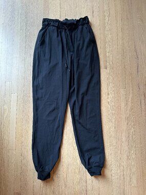 Black Lululemon Keep Moving Jogger Pants - XS - Lulu Size 4